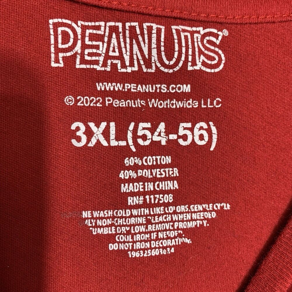 Peanuts Snoopy Graphic T-Shirt Mens 3XL Red Holiday Christmas Wreath ShortSleeve - Picture 3 of 6